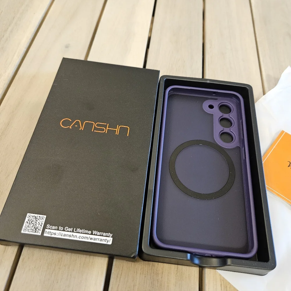 CANSHN magnetic case in Deep Purple for a Samsung S23. (NIB)